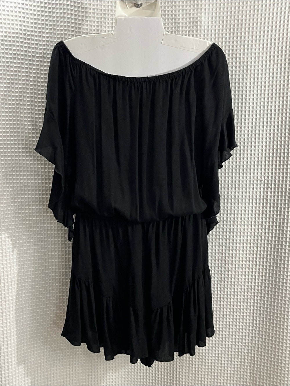 VENUS Black Off-Shoulder Ruffle Romper - Picture 7 of 9